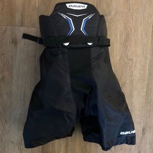 YYM BAUER YOUTH HOCKEY PANTS size 7-9